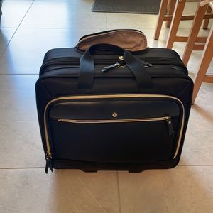 Samsonite Mobile Solution Upright Wheeled Office Case With 15.6" Laptop Pocket